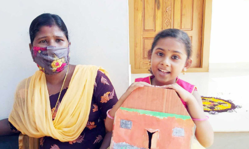 ലൈഫി‍െൻറ തണലില്‍ ബീനയും മകളും ഹാപ്പിയാണ്...