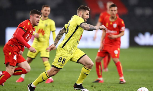 ഓഗ്‌ബെച്ചെക്ക്​ പകരക്കാരൻ വേണം; ഇംഗ്ലീഷ്​ സൂപ്പർതാരത്തിനായി വലവീശി ബ്ലാസ്​റ്റേഴ്​സ്​