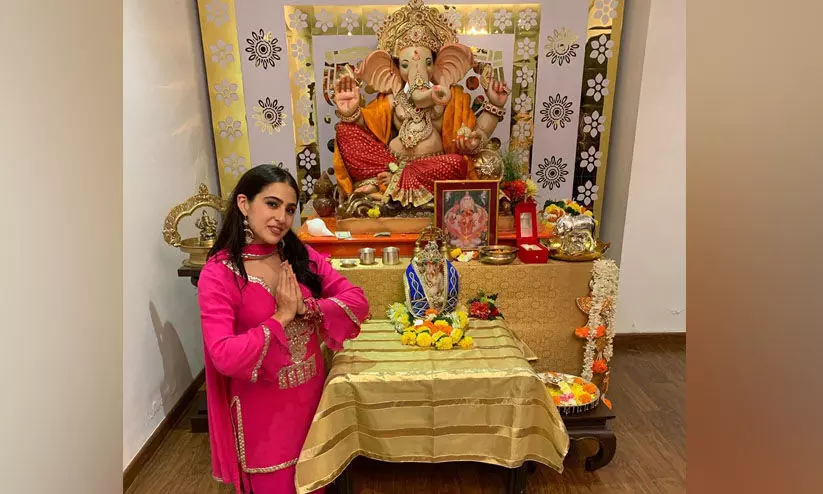 നിങ്ങൾ മുസ്​ലിമോ അതോ ഹിന്ദുവോ; ഗണേശ ചതുർഥി ആഘോഷിച്ച സാറാ അലി ഖാന്​ നേരെയും സൈബർ ആക്രമണം