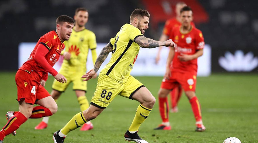 ഓഗ്ബെച്ചെക്ക് പകരക്കാരൻ വേണം; ഇംഗ്ലീഷ് സൂപ്പർതാരത്തിനായി വലവീശി ബ്ലാസ്റ്റേഴ്സ് ഓഗ്ബെച്ചെക്ക് പകരക്കാരൻ വേണം; ഇംഗ്ലീഷ് സൂപ്പർതാരത്തിനായി വലവീശി ബ്ലാസ്റ്റേഴ്സ്