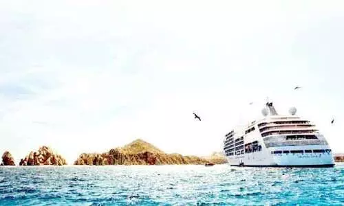 സൗ​ദി​യി​ലെ ആ​ദ്യ ക്രൂ​യി​സ്​ വി​നോ​ദ ക​പ്പ​ൽ യാ​ത്ര തു​ട​ങ്ങി