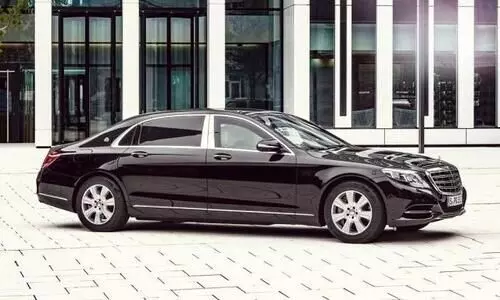 അംബാനിക്ക്​ സുരക്ഷയാരുക്കാൻ മെഴ്​സിഡസ് എസ്​ 600 ഗാർഡ്​;​ ലോകത്തിലെ ഏറ്റവും സുരക്ഷയുള്ള കാർ ഇന്ത്യയിൽ