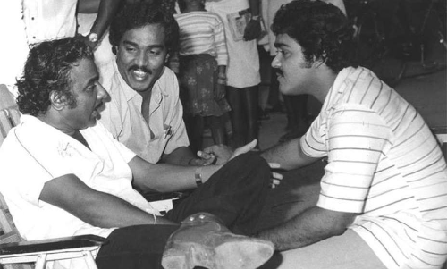 മോഹൻലാലിന് ശശിയേട്ടൻ നിശ്ചയിച്ചത് പതിനായിരം രൂപ; ഓർമ്മകളുമായി സീമ