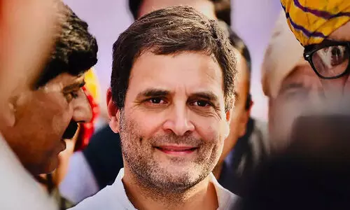 രണ്ടായിരത്തോളം ആശാവർക്കർമാർക്ക് ഓണപ്പുടവ; കരുതലുമായി രാഹുൽഗാന്ധി