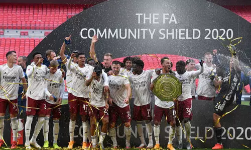 അടിതെറ്റി ലിവർപൂൾ; കമ്യൂണിറ്റി ഷീൽഡ്​ കിരീടം ആഴ്​സണലിന്​