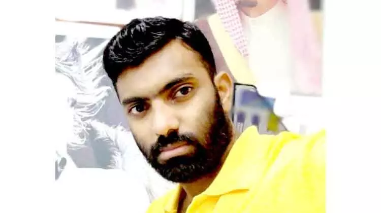 ഖുർആൻ സ്റ്റഡി സെൻറർ ലോഗോ മത്സരം: ഷഹാസ് മങ്കരത്തൊടി വിജയി ഖുർആൻ സ്റ്റഡി സെൻറർ ലോഗോ മത്സരം: ഷഹാസ് മങ്കരത്തൊടി വിജയി