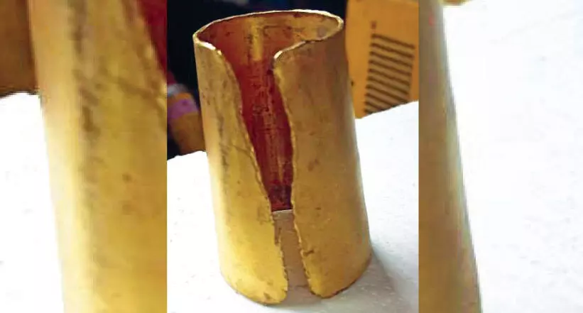 തിരുവനന്തപുരം വിമാനത്താവളത്തില് 26 ലക്ഷം രൂപയുടെ സ്വര്ണം പിടികൂടി തിരുവനന്തപുരം വിമാനത്താവളത്തില് 26 ലക്ഷം രൂപയുടെ സ്വര്ണം പിടികൂടി