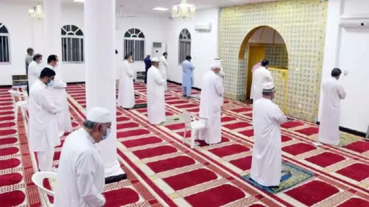 പള്ളികളിൽ സുബ്ഹ് നമസ്​കാരം പുനരാരംഭിച്ചു