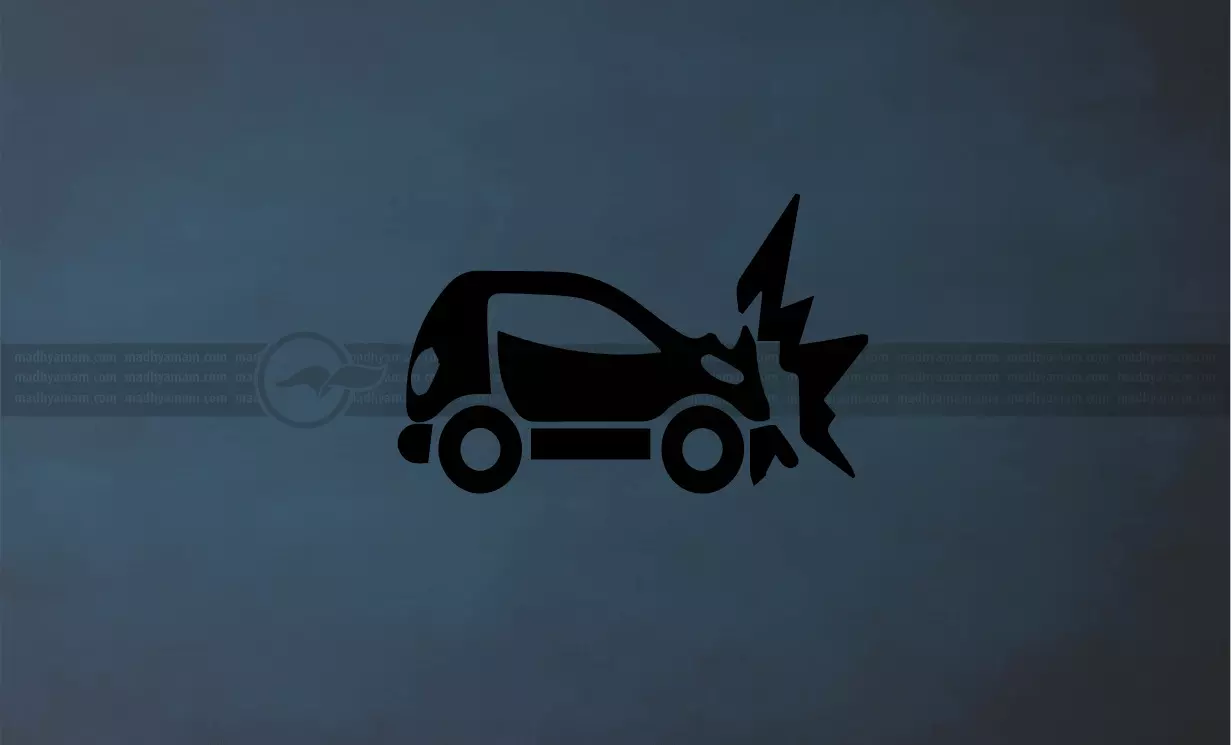 വീട്ടുകാരറിയാതെ നാടുവിട്ട പതിമൂന്നുകാരെൻറ സ്കൂട്ടര് അപകടത്തിൽപെട്ടു വീട്ടുകാരറിയാതെ നാടുവിട്ട പതിമൂന്നുകാരെൻറ സ്കൂട്ടര് അപകടത്തിൽപെട്ടു