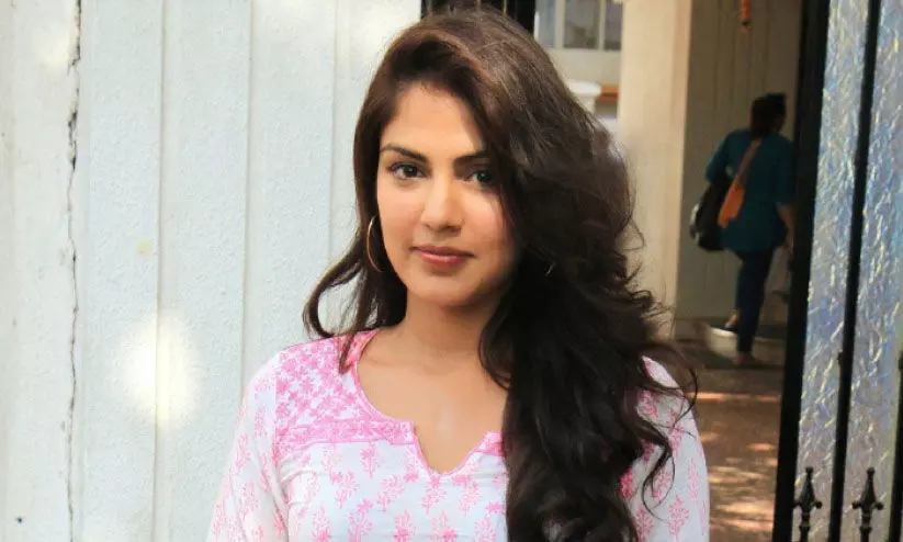 സു​ശാ​ന്ത്​ സി​ങ്ങി​െൻറ മരണം: ​ റിയയെ സി.ബി.െഎ വീണ്ടും ചോദ്യംചെയ്​തു