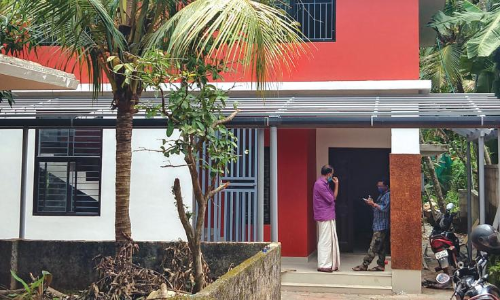 ഒന്നിച്ചിരിക്കാം, വിരസതയകറ്റാം; പെരുമൺപുറയിലെ പകൽവീട്ടിൽ