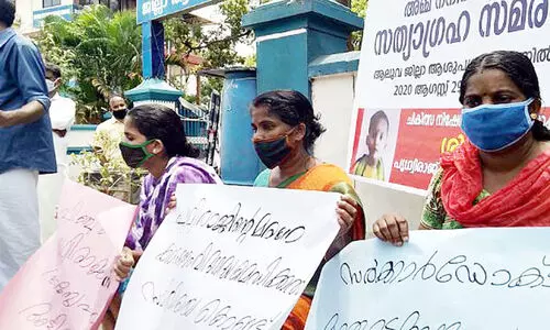 നാണയം വിഴുങ്ങി മൂന്നു വയസ്സുകാര​ന്‍റെ മരണം; പൊ​ലീ​സ് കു​റ്റ​ക്കാ​രെ ര​ക്ഷി​ക്കാൻ ശ്രമിക്കുന്നുവെന്ന്​