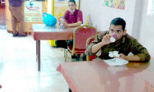 ഹോട്ടലുകളിൽ ഇരിക്കാൻ മടിച്ച്ഉപഭോക്താക്കൾ ഹോട്ടലുകളിൽ ഇരിക്കാൻ മടിച്ച്ഉപഭോക്താക്കൾ