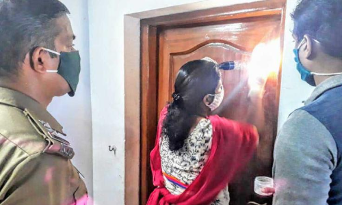 വീട്ടിൽ കവർച്ച; അഞ്ചര പവൻ ആഭരണങ്ങളും 5,000 രൂപയും കവർന്നു