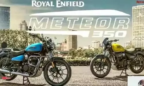 മീറ്റിയോറി​െൻറ വ്യക്​തമായ ചിത്രങ്ങൾ പുറത്ത്​; തണ്ടർബേർഡിനെ വെല്ലുന്ന രൂപമെന്ന്​ ആരാധകർ