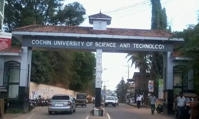 ഇൻറർമീഡിയറ്റ്​ സെമസ്​റ്റർ പരീക്ഷകൾ ഒഴിവാക്കുന്നില്ല ; കൊച്ചി സർവകലാശാലയിൽ വിദ്യാർഥികളും വി.സിയും കൊമ്പുകോർക്കുന്നു