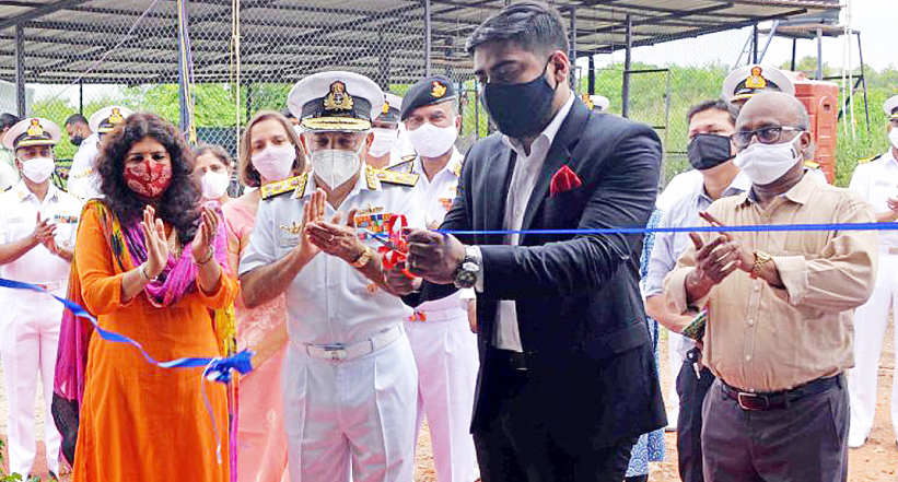 പ്ലാസ്റ്റിക് മാലിന്യത്തിന് പുനരുപയോഗ സംവിധാനം ഒരുക്കി നാവികസേന പ്ലാസ്റ്റിക് മാലിന്യത്തിന് പുനരുപയോഗ സംവിധാനം ഒരുക്കി നാവികസേന