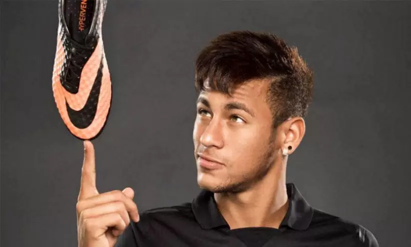 പ്യൂമയുമായി ചങ്ങാത്തം​​​; നെയ്​മറുമായുള്ള 15 വർഷത്തെ ബന്ധം അവസാനിപ്പിച്ച്​ നൈക്കി