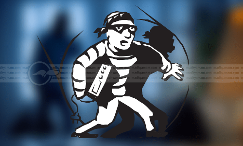 മൊബൈൽ കട കുത്തിത്തുറന്ന് പണവും ഫോണുകളും കവർന്നു