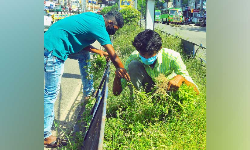 ഗ്യാപ്പിട്ട്​, മാസ്​കിട്ട്​ ഉത്രാടപ്പാച്ചിൽ