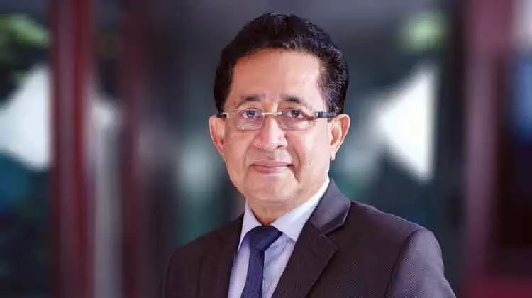 മ​ഹാ​മാ​രി​യെ നാ​ടു​ക​ട​ത്താ​നാ​വ​​ട്ടെ –ജോ​യ്​ ആ​ലു​ക്കാ​സ്​