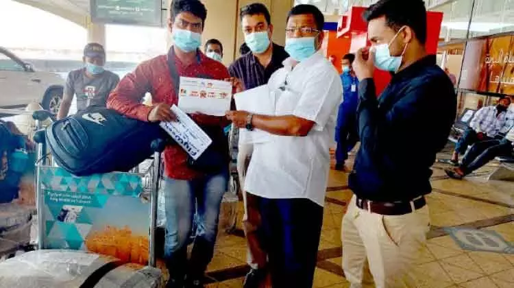 പി.എം.എഫ് 11ാമത്​ ചാർ​േട്ടഡ്​ വിമാനയാത്ര