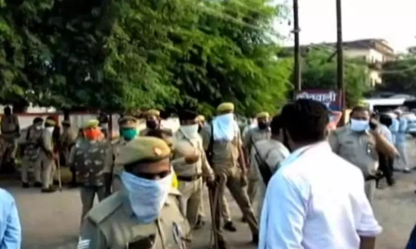 യു.പിയിൽ ദലിത്​ യുവാവ്​ കസ്​റ്റഡിയിൽ മരിച്ചു; പൊലീസുകാരന്​ സസ്​പെൻഷൻ