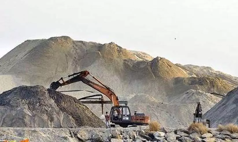 കലക്​ടറുടെ ഖനന റിപ്പോർട്ടിൽ കരിമണൽ ഏജൻറുമാരുടെ വാദ​െമന്ന്​