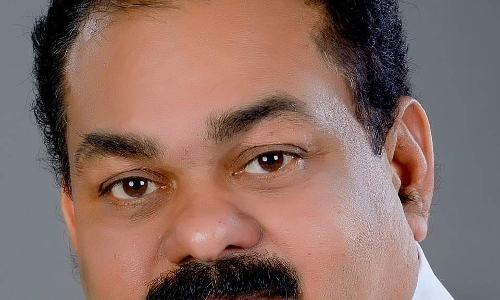 ഒന്നര വർഷത്തിന്​ ശേഷം​ തൃശൂർ ഡി.സി.സിക്ക്​  പ്രസിഡൻറ്​;​ എം.പി. വിൻസെൻറ്​