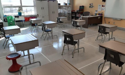 ഒമാനിൽ സ്കൂൾ തുറക്കുേമ്പാൾ ഒരു ക്ലാസിൽ 16 കുട്ടികൾ മാത്രം ഒമാനിൽ സ്കൂൾ തുറക്കുേമ്പാൾ ഒരു ക്ലാസിൽ 16 കുട്ടികൾ മാത്രം