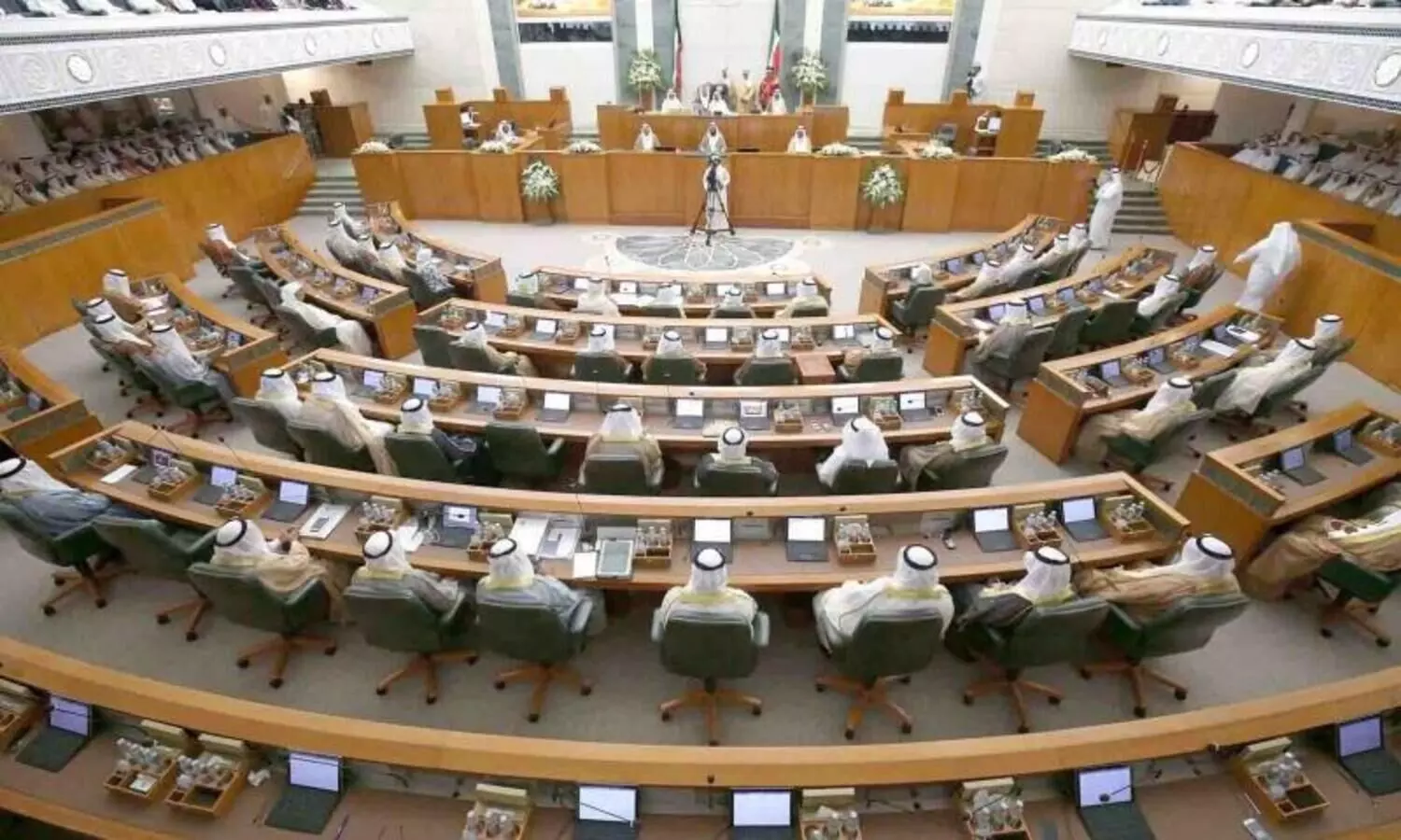 ആഭ്യന്തര, വിദ്യാഭ്യാസ മന്ത്രിമാർക്കെതിരായ അവിശ്വാസം 10ന്​ വോട്ടിനിടും