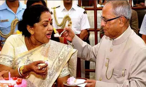 ജ്ഞാ​ന​വൃ​ദ്ധ​നു വി​ട