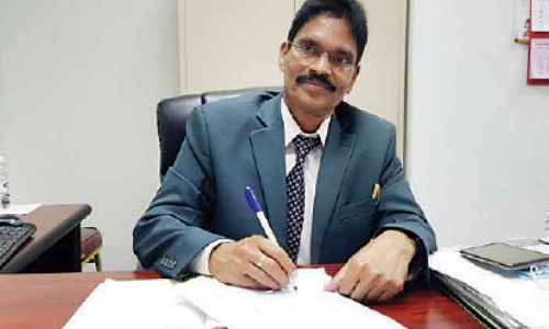 എം​ബ​സി ഫ​സ്​​റ്റ്​ സെ​ക്ര​ട്ട​റി പി.​പി. നാ​രാ​യ​ണ​ൻ വി​ര​മി​ച്ചു