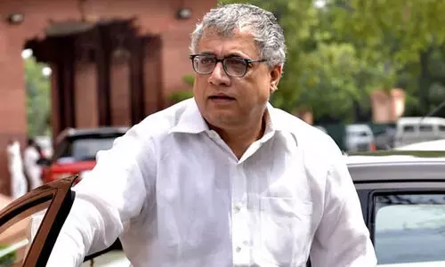 കോവിഡിന്‍റെ പേരിൽ കേന്ദ്രം ജനാധിപത്യത്തെ കൊല ചെയ്യുന്നു -തൃണമൂൽ