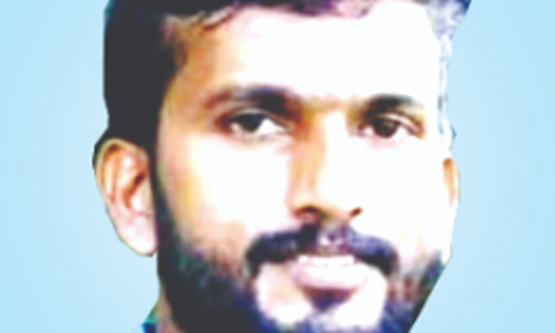 വാ​ഹ​നാ​പ​ക​ടം: റെ​യി​ല്‍വേ   ജീ​വ​ന​ക്കാ​ര​ന്‍ മ​രി​ച്ചു