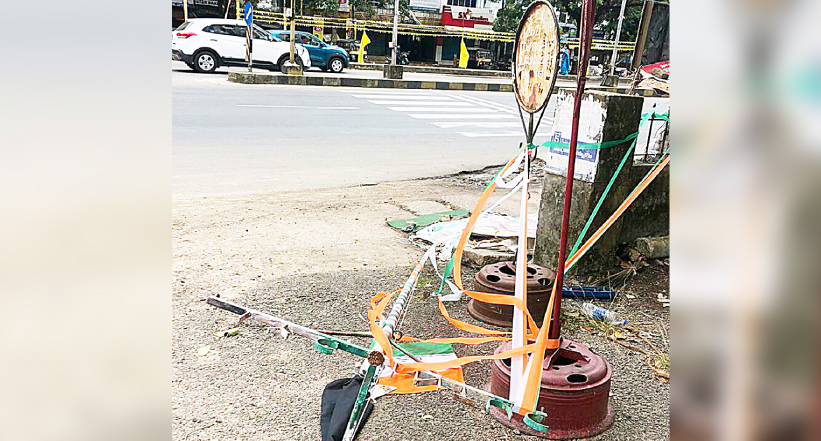 കോണ്ഗ്രസ് ഓഫിസുകൾക്ക് നേരെ ആക്രമണം കോണ്ഗ്രസ് ഓഫിസുകൾക്ക് നേരെ ആക്രമണം