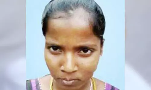 അ​ട്ട​പ്പാ​ടി​യി​ൽ കോ​വി​ഡ് പോ​സി​റ്റി​വാ​യി​രു​ന്ന ആ​ദി​വാ​സി യു​വ​തി മ​രി​ച്ചു