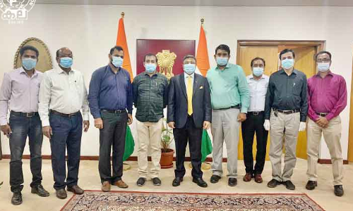 ക​ല കു​വൈ​ത്ത്​ പ്ര​തി​നി​ധി​ക​ൾ ഇ​ന്ത്യ​ൻ സ്ഥാ​ന​പ​തി​യെ സ​ന്ദ​ർ​ശി​ച്ചു