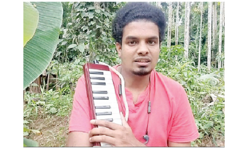 കൗതുകം തോന്നിയ മെ​ല​ഡി​ക്ക​യി​ൽ കരവിരുത്​ തീർത്ത്​ എ​ബി​ൻ പോൾ