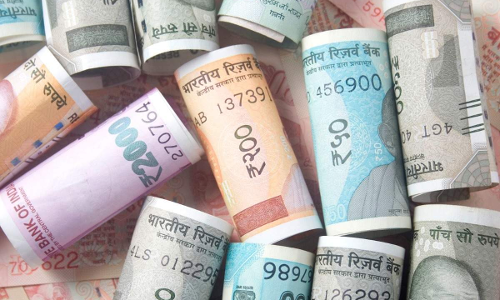 വായ്പയെടുത്തവരെ മൈക്രോ ഫിനാൻസ് സ്ഥാപനങ്ങൾ ഭീഷണിപ്പെടുത്തുന്നതായി പരാതി