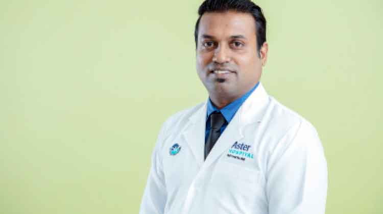 ആസ്റ്ററിൽ 1.2 കിലോ ഭാരമുള്ള അപൂര്വ സ്തനാര്ബുദം നീക്കി ആസ്റ്ററിൽ 1.2 കിലോ ഭാരമുള്ള അപൂര്വ സ്തനാര്ബുദം നീക്കി