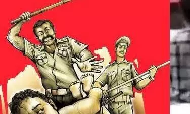 മാസ്ക് ധരിക്കാത്തതിന് മർദനം: പൊലീസ് സ്​റ്റേഷൻ മാർച്ച് നടത്തി