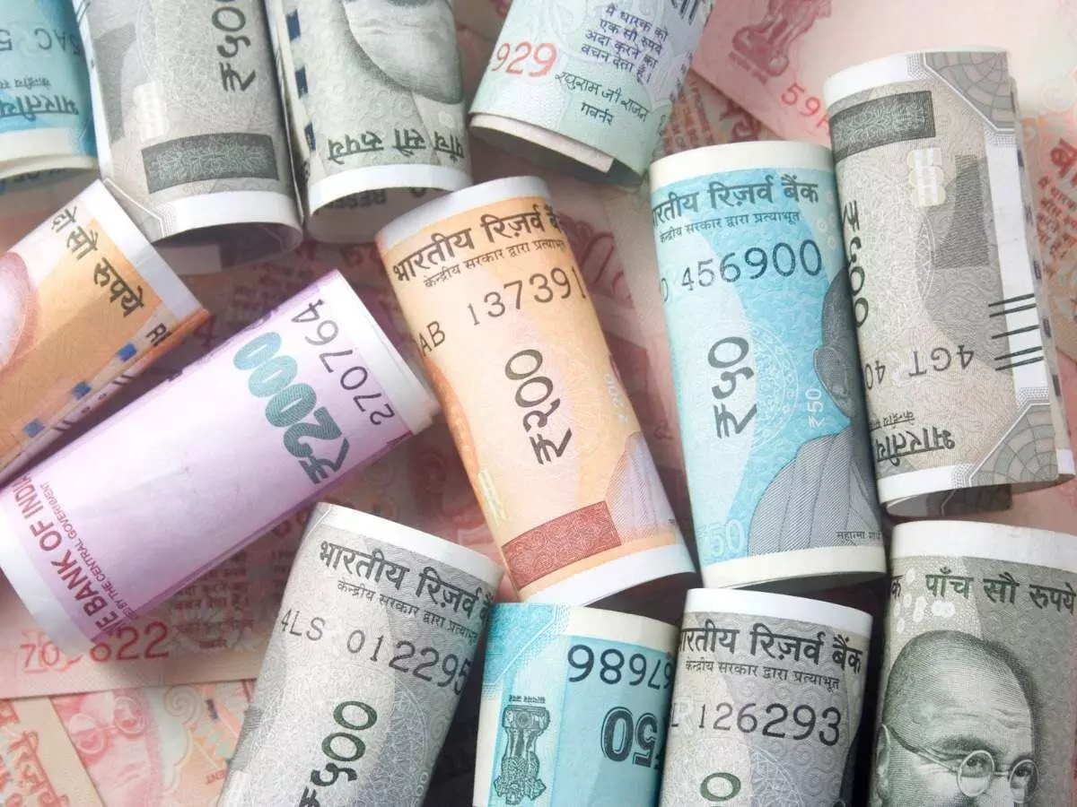 വായ്പയെടുത്തവരെ മൈക്രോ ഫിനാൻസ് സ്ഥാപനങ്ങൾ ഭീഷണിപ്പെടുത്തുന്നതായി പരാതി