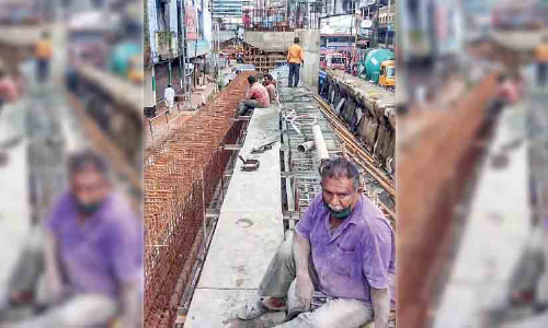 എടപ്പാൾ മേൽപാലം: കുറ്റിപ്പുറം റോഡിലെ ബീമുകളുടെ കോൺക്രീറ്റിങ് ആരംഭിച്ചു