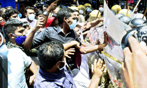 കരിമഠം കോളനി സംഘർഷം: ഒമ്പതുപേർ അറസ്​റ്റിൽ