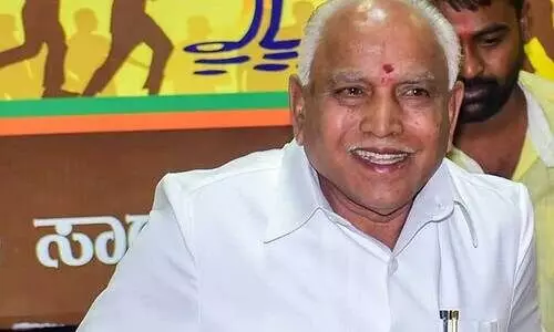 കാസർകോട് അതിർത്തിയിലെ സ്ഥലപേരുകൾ മാറ്റുന്നതിലെ തർക്കം; കേരള മുഖ്യമന്ത്രിയുമായി ചർച്ച നടത്തുമെന്ന് ബി.എസ്. യെദിയൂരപ്പ കാസർകോട് അതിർത്തിയിലെ സ്ഥലപേരുകൾ മാറ്റുന്നതിലെ തർക്കം; കേരള മുഖ്യമന്ത്രിയുമായി ചർച്ച നടത്തുമെന്ന് ബി.എസ്. യെദിയൂരപ്പ