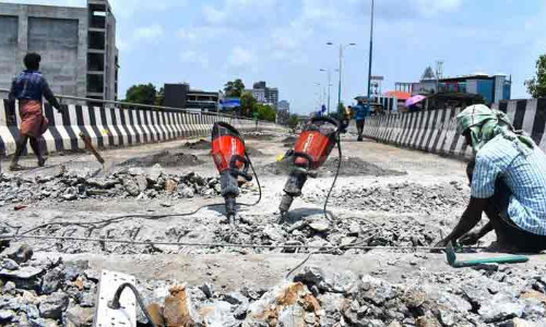 പാലാരിവട്ടം പാലം പൊളിച്ചു പണിയുന്നതില്‍ അന്തിമവാദം കേള്‍ക്കാമെന്ന് സുപ്രീംകോടതി