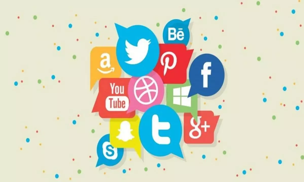 തദ്ദേശ തെരഞ്ഞെടുപ്പ് പ്രചാരണം ഓൺലൈനിൽ പൊളിക്കും തദ്ദേശ തെരഞ്ഞെടുപ്പ് പ്രചാരണം ഓൺലൈനിൽ പൊളിക്കും