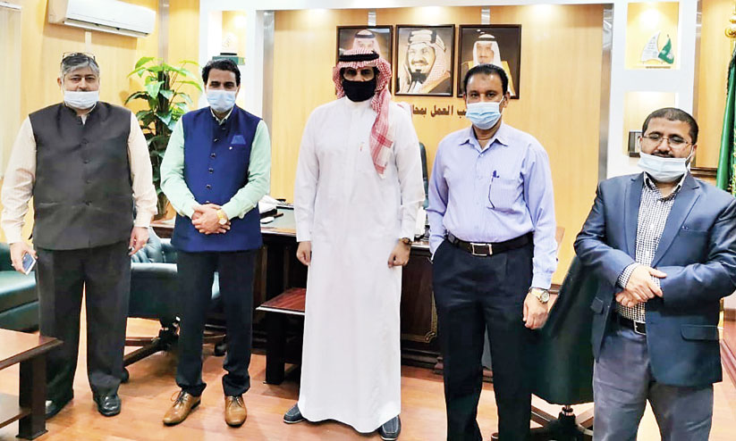 ഇഖാമ കാലാവധി കഴിഞ്ഞവർക്ക് എംബസി രജിസ്ട്രേഷനില്ലാതെ എക്സിറ്റിന് അവസരം ഇഖാമ കാലാവധി കഴിഞ്ഞവർക്ക് എംബസി രജിസ്ട്രേഷനില്ലാതെ എക്സിറ്റിന് അവസരം