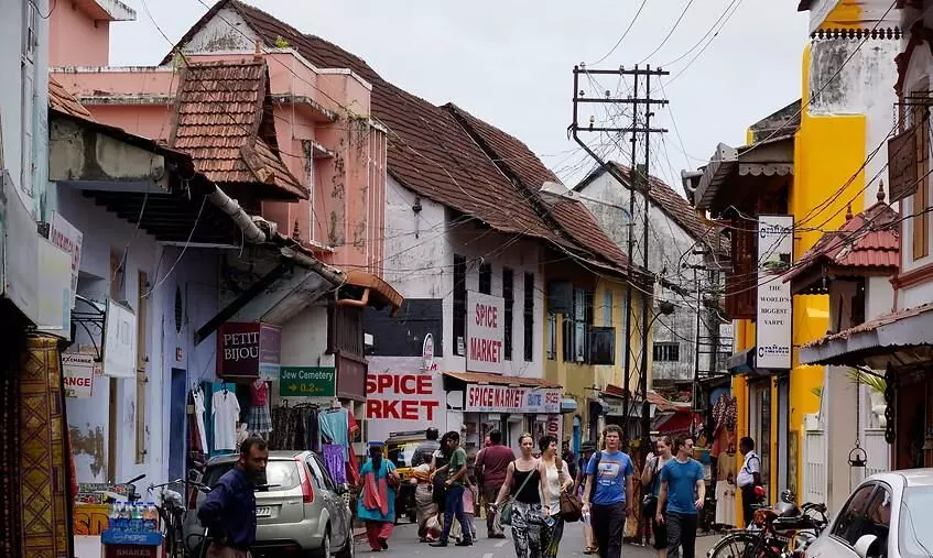 ലോക്ഡൗണിലും ക​െണ്ടയ്ൻമെൻറ് സോണിലും പെട്ടു; വീട്ടുവാടക നൽകാനാകാതെ നിരവധി കുടുംബങ്ങൾ